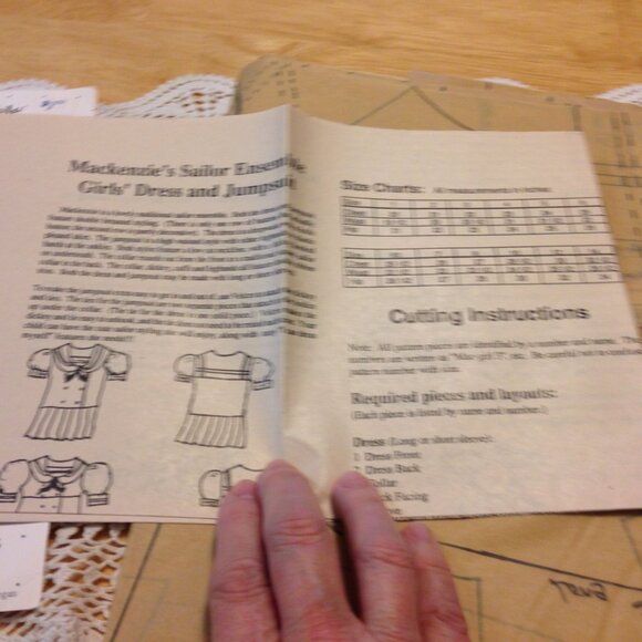 Vintage pattern girl's dress and jumpsuit, Angel Wears - Picture 6 of 8